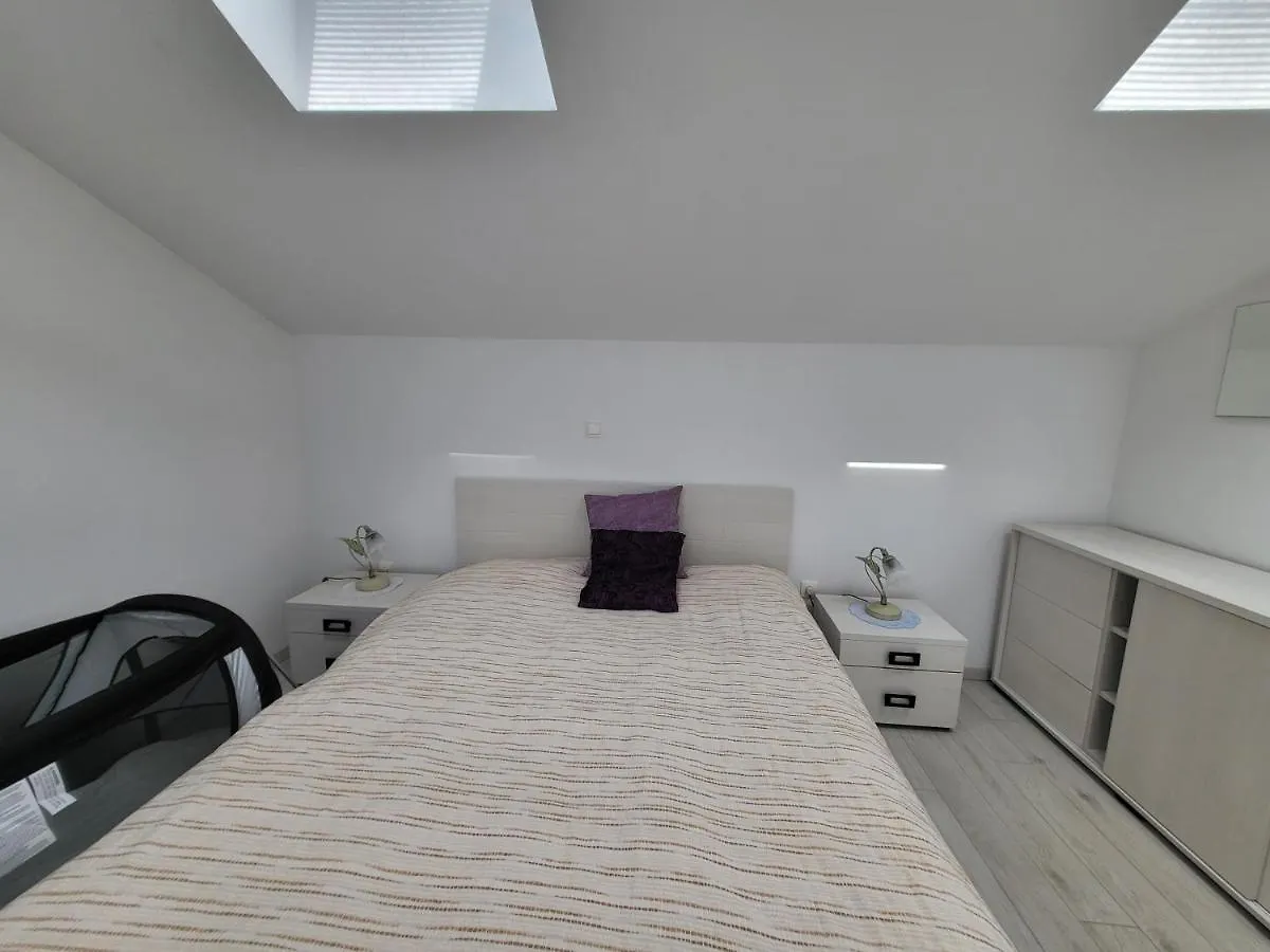 Sea View Apartment Bellavista Njivice Croatia